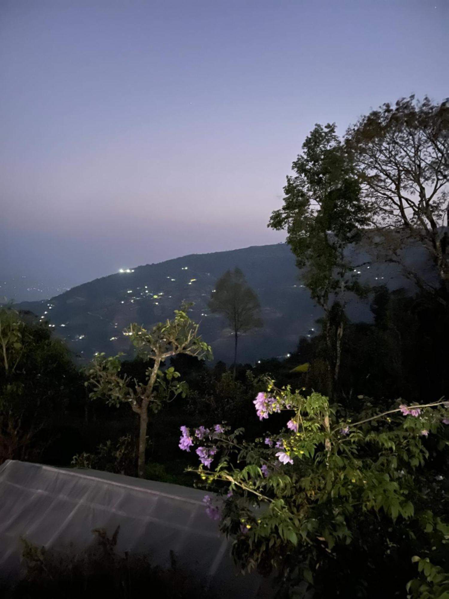 Nagarkot Trekkers Inn Ngoại thất bức ảnh